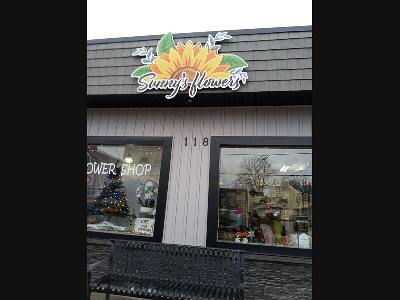 Storefront – Sunny's Flowers